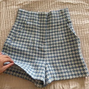 Zara short